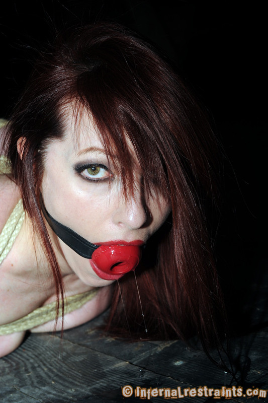 Emily Marilyn wants to do a good job for being a slut for her man but she does  #72050883
