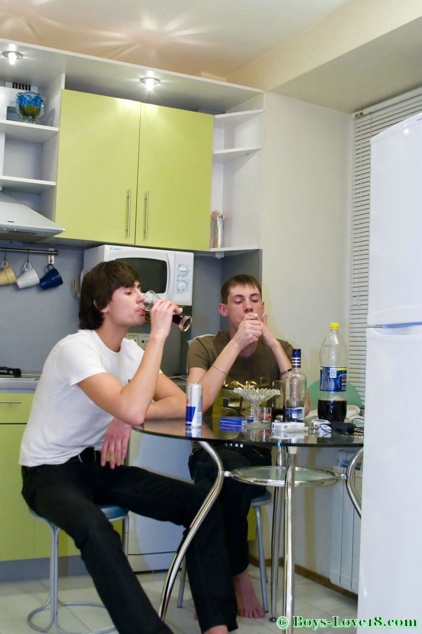2 very handsome twinks play with each other for the first time #76904211