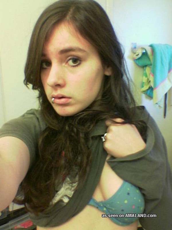 Sleazy sexy amateur Latina teen #77956468