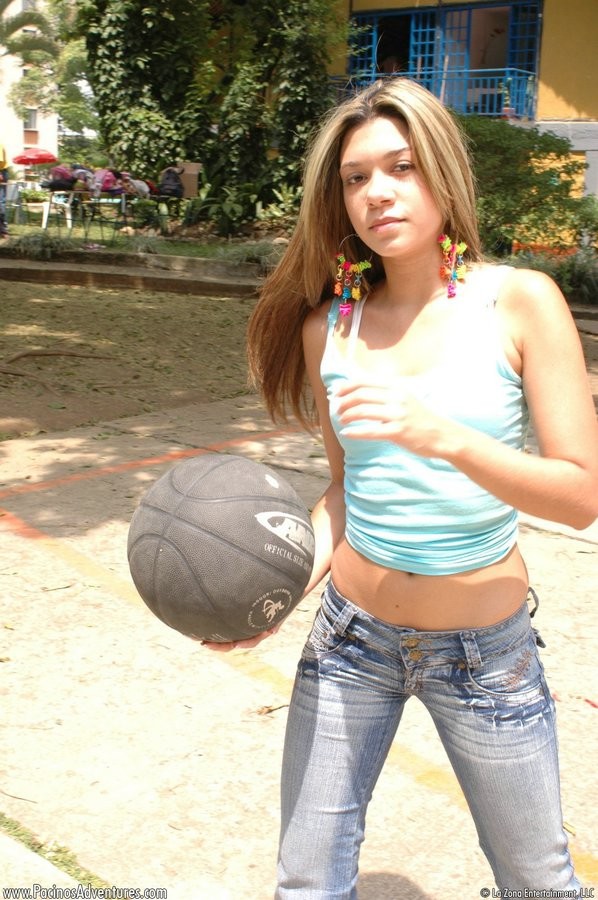 Diana starts to play ball but ends up cumming instead #77971227