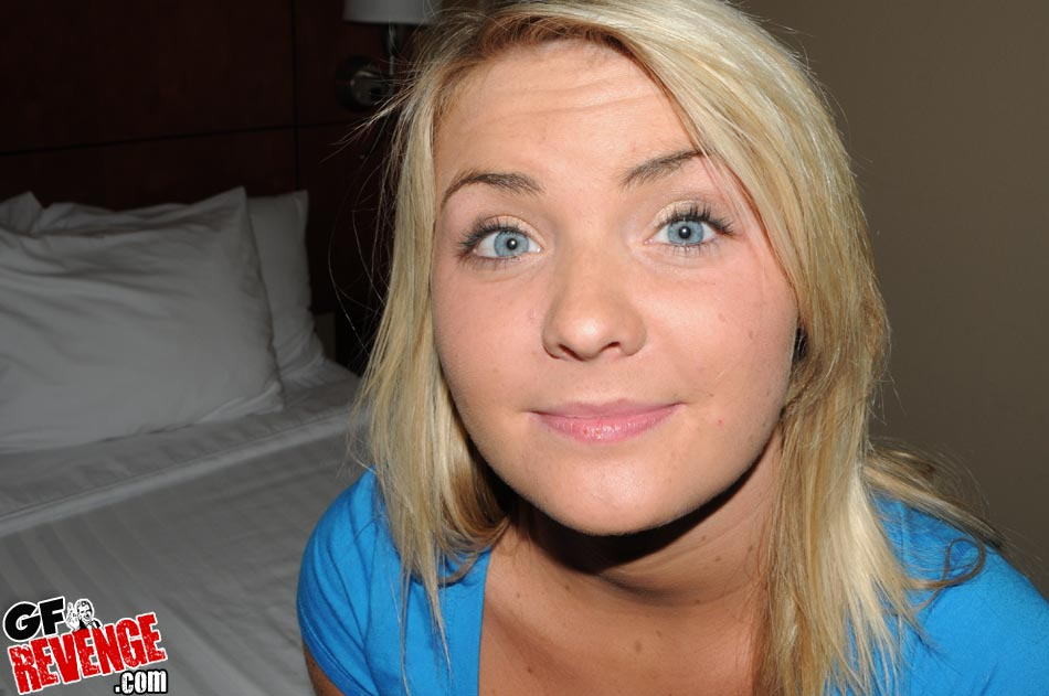 Gorgeous amateur blonde teen girlfriend teasing in homemade pix #73647875