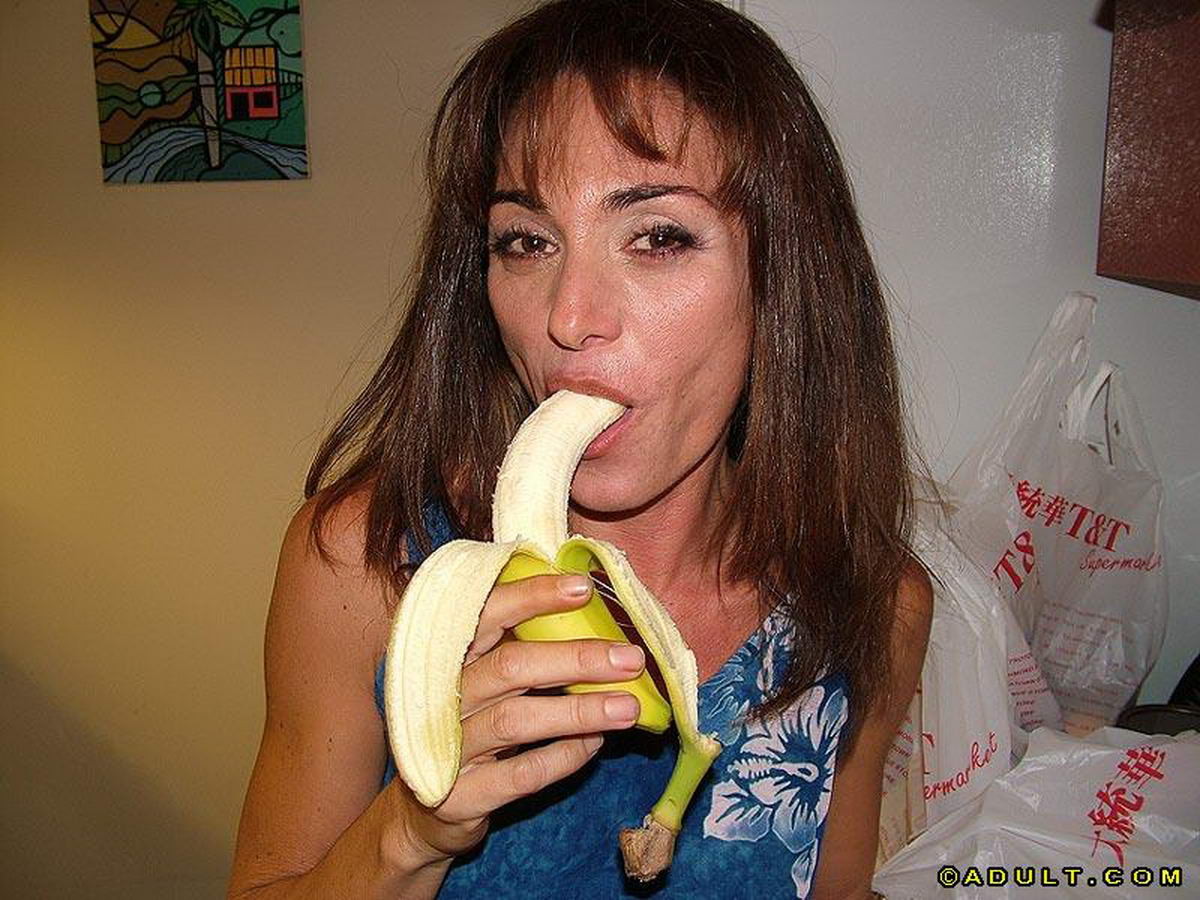 Mature Latina Woman Getting Some Hardcore Action #77962988