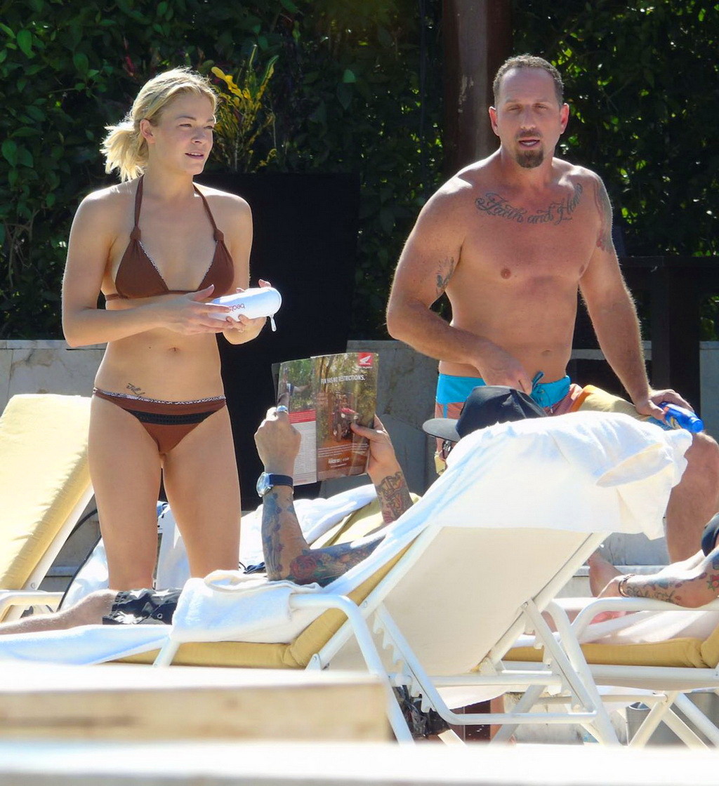 LeAnn Rimes showing ass in a brown thong bikini at the pool in Mexico #75176562