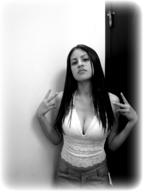 Big-boobed Latina cutie poses for the camera #77961500