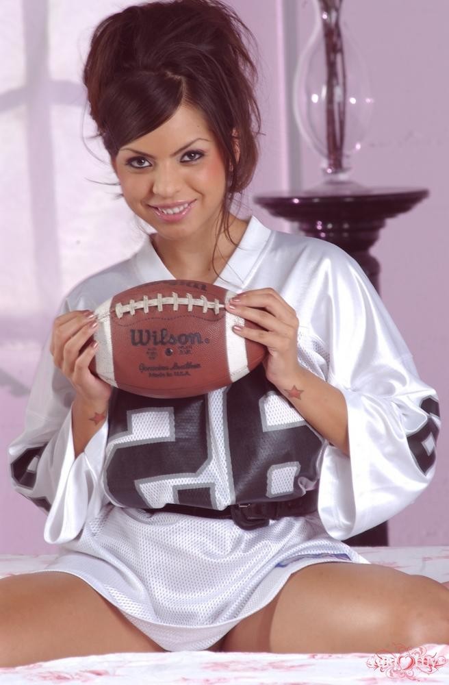 Yurizan Beltran gets her big tits ready for the football game #77971337