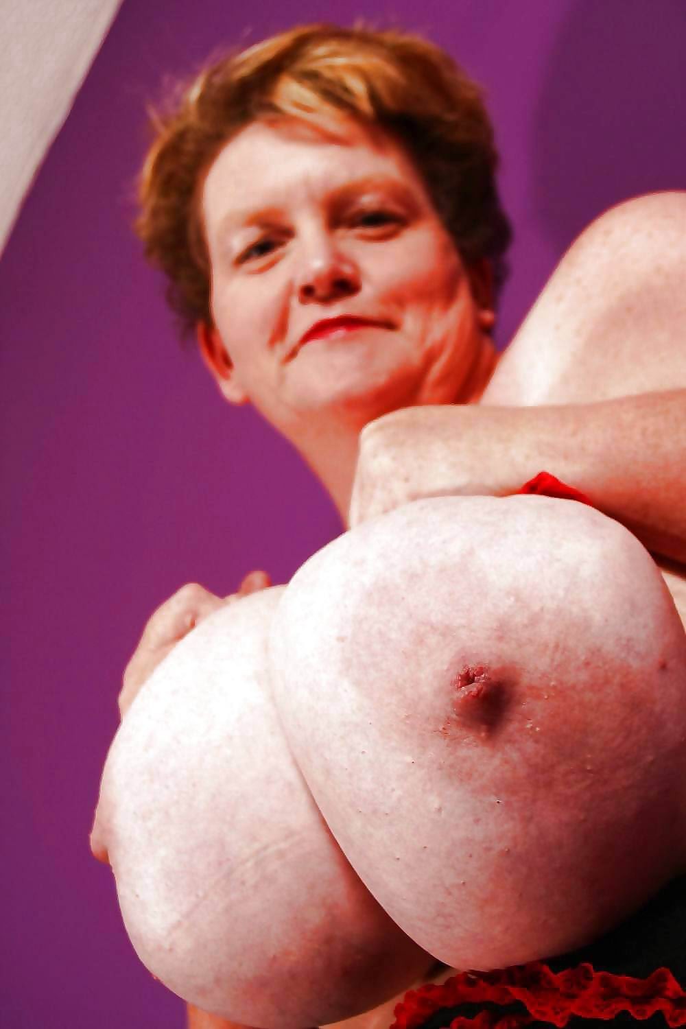 hort amateur grannies posing and in action #67225059
