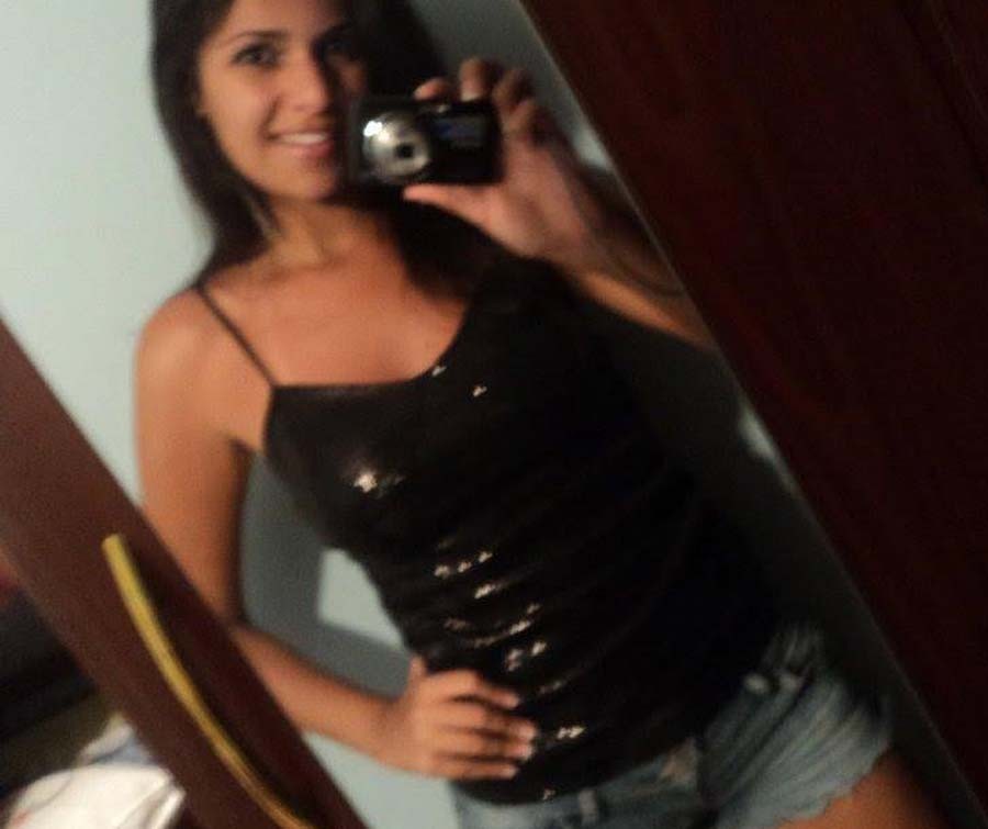 Steamy hot Spanish chick's selfpics #77956432