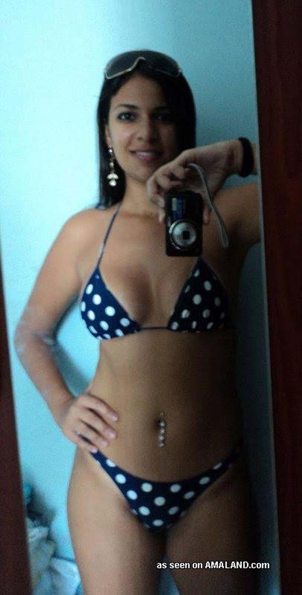 Steamy hot Spanish chick's selfpics #77956438