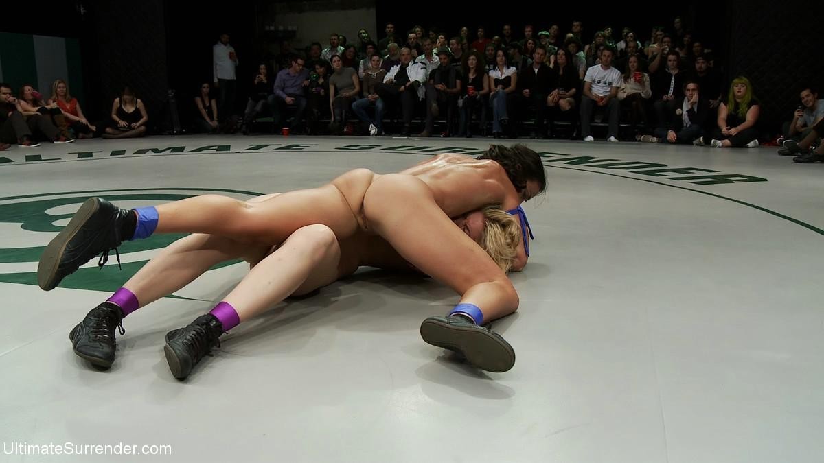 Princess Donna straps on and joins in as the Goddesses get a brutal fucking down #67069963