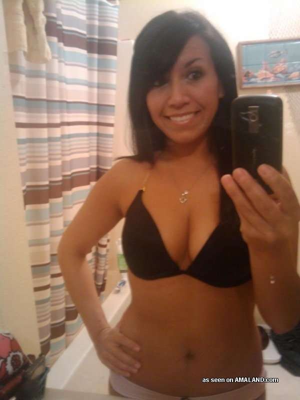 Latina GFs whoring their pussies on cam at home #77959901
