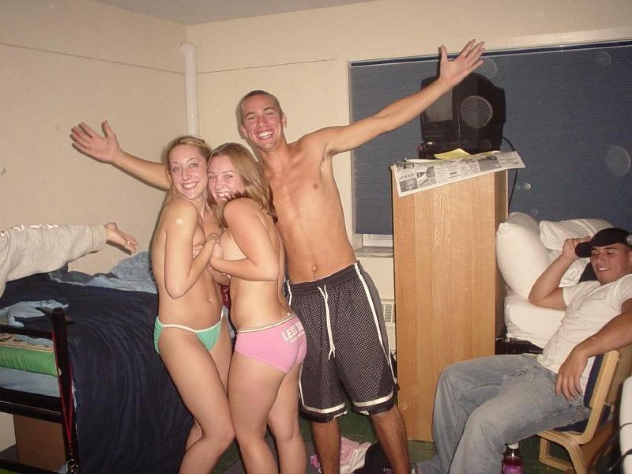 Random pics of drunk chicks having fun in parties #77129898