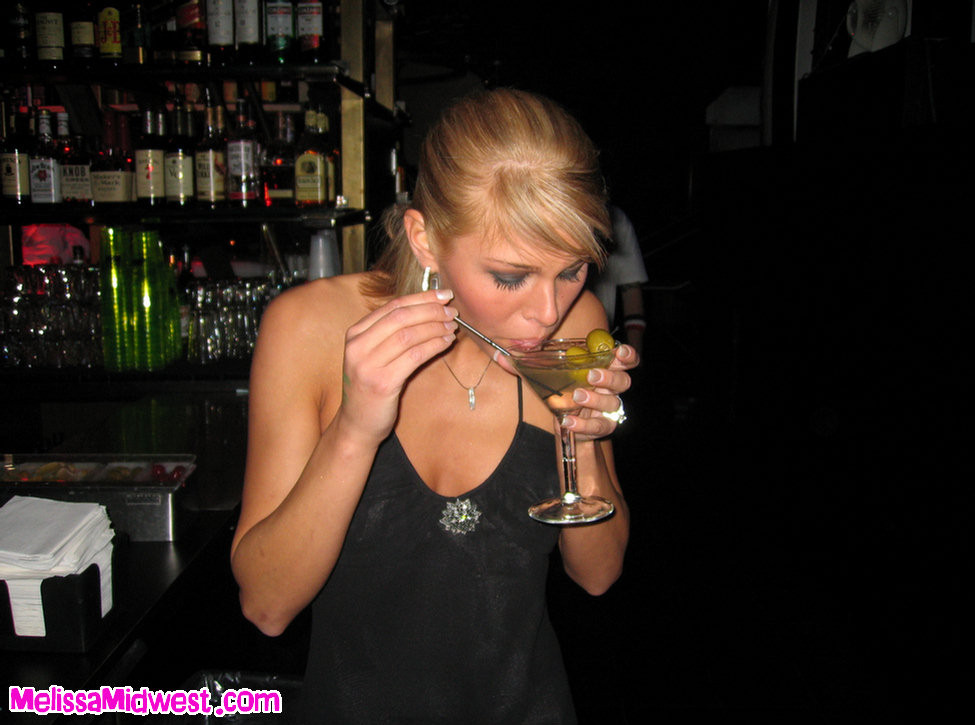 Melissa Midwest partying at the Rum Jungle bar in Vegas #67163359