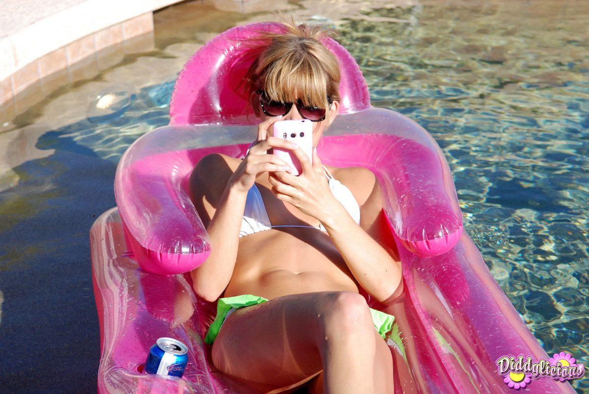 Pictures of teen model Diddylicious having some fun in the pool #54054921