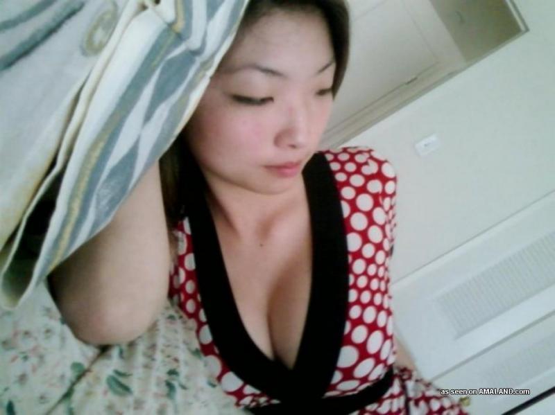 Compilation of naughty non-nude asian GFs posing on cam #60656399